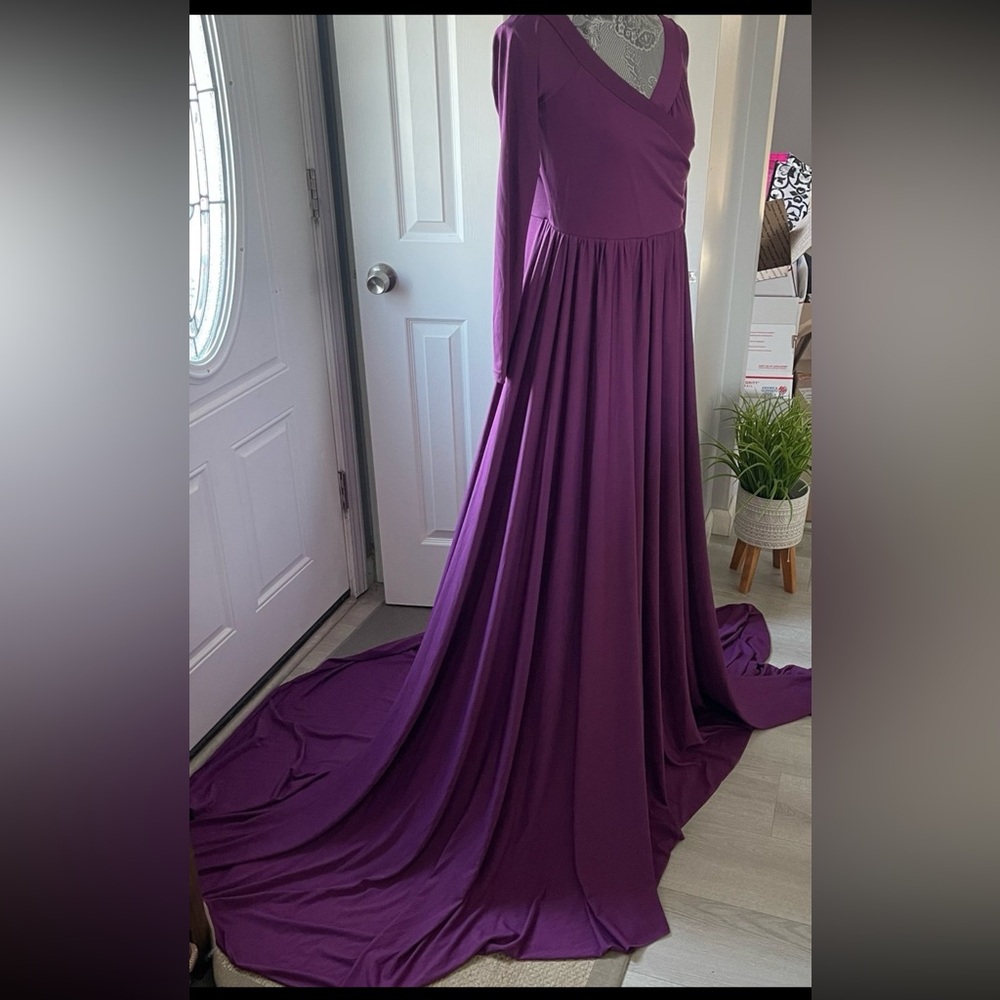 Chic Long Sleeve Purple Gown - Picture 10 of 13